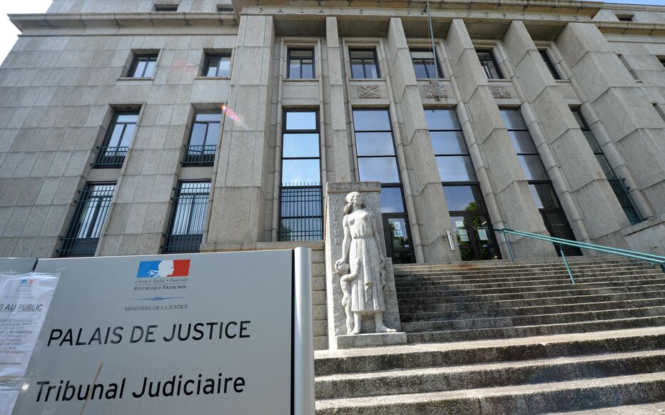 PALAIS DE JUSTICE À BREST